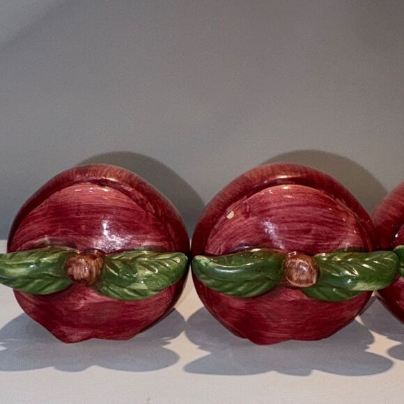 Apple Shaped Ceramic Containers - Picture 6 of 10